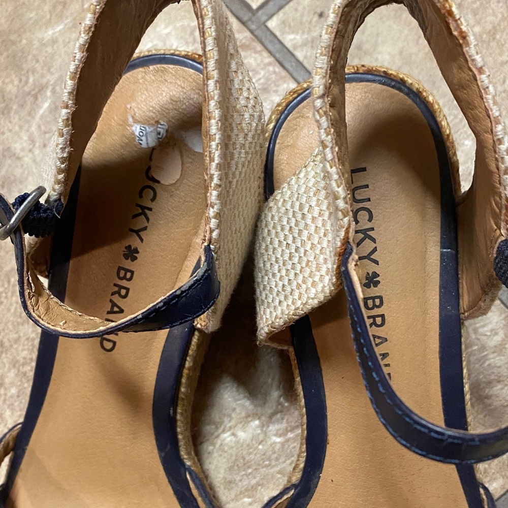 Lucky Brand Navy Espadrille 8N Sandals - Picture 9 of 10